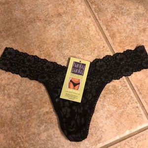 Hanky Panky Intimates & Sleepwear - Hanky panky low rise thong Hanky Panky Intimates & Sleepwear - Hanky panky low rise thong